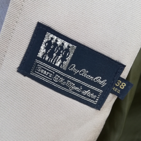 Vintage Tan Trench Coat - Picture 3 of 4